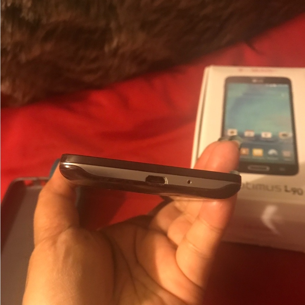 👑✅PRICE FIRM✅ Optimus L90 Smartphone - 8gb Black. Brand New! T Mobile Unlocked - Picture 4 of 12